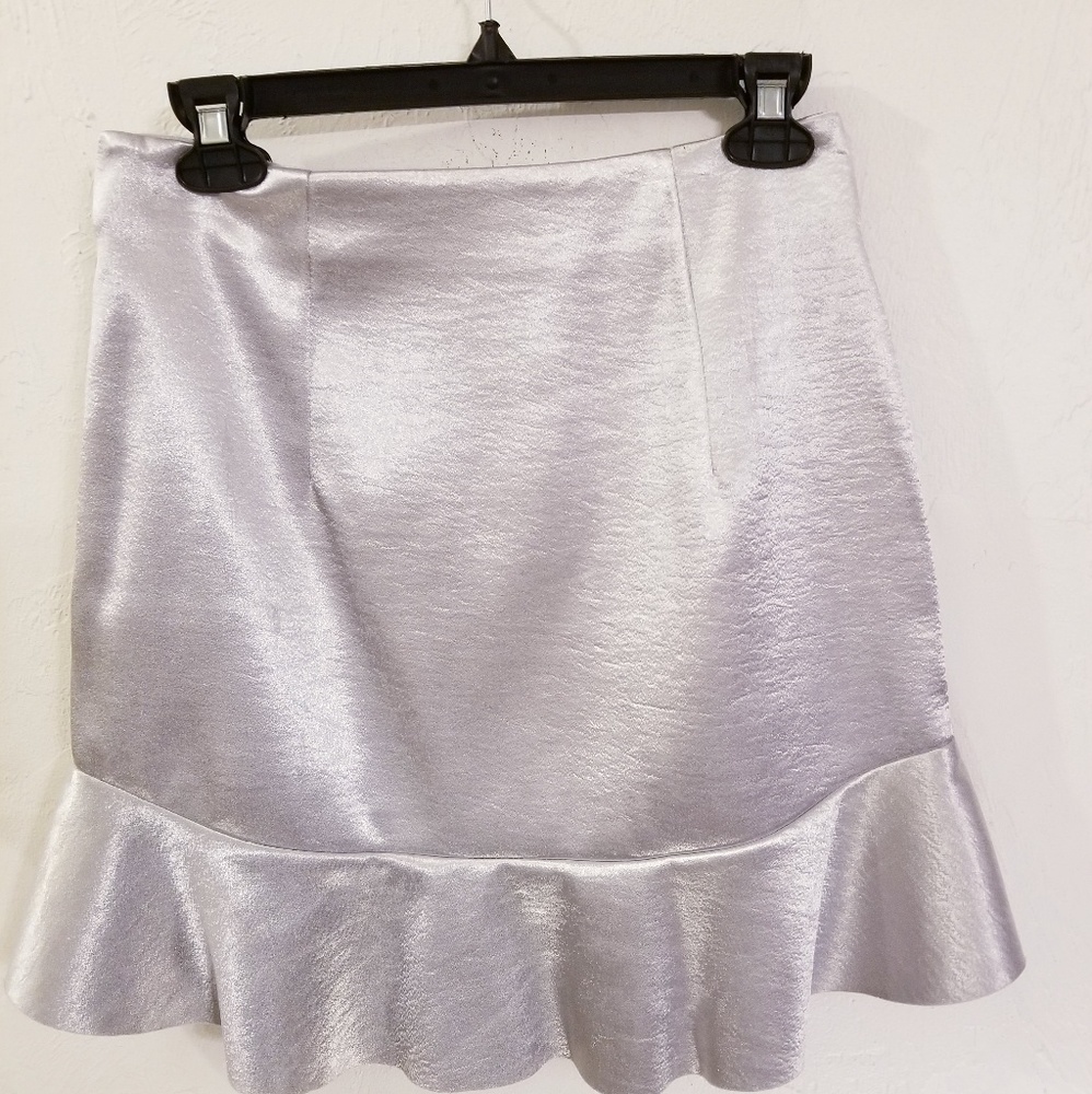 H&M Sliver Metallic Ruffle Skirt - Picture 2 of 4
